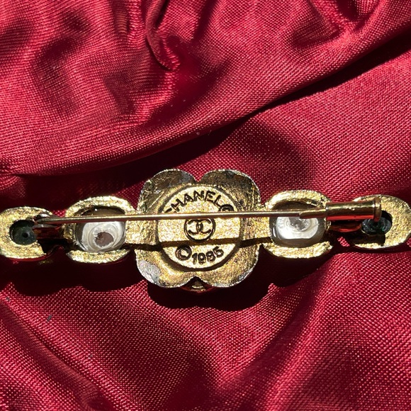 Rare Vintage signed Chanel brooch pin handmade in Paris, France, Maison Gripoix - Picture 6 of 9
